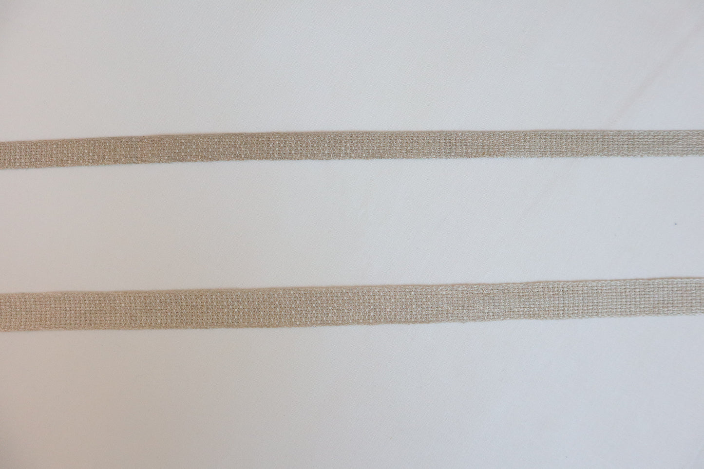 Airly ribbon/ tape in 100% washed linen